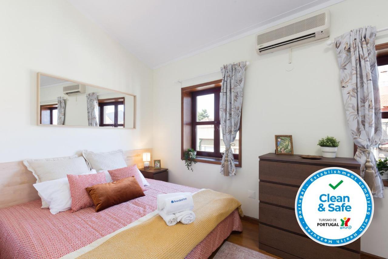 Cozy Sunny Flats By Hostwise Apartment Porto Bagian luar foto