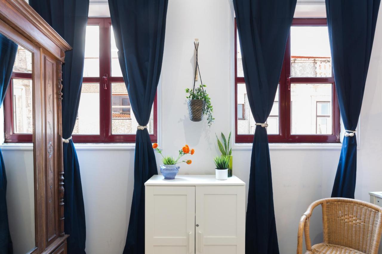 Cozy Sunny Flats By Hostwise Apartment Porto Bagian luar foto