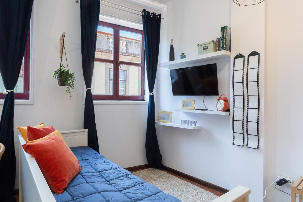 Cozy Sunny Flats By Hostwise Apartment Porto Bagian luar foto