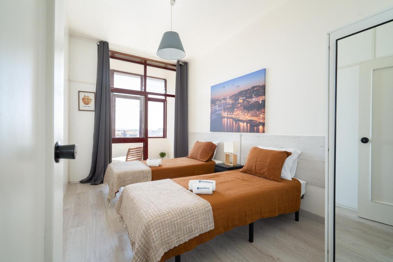 Cozy Sunny Flats By Hostwise Apartment Porto Bagian luar foto