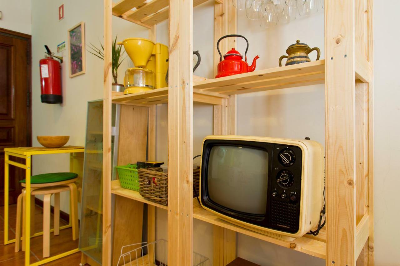 Cozy Sunny Flats By Hostwise Apartment Porto Bagian luar foto