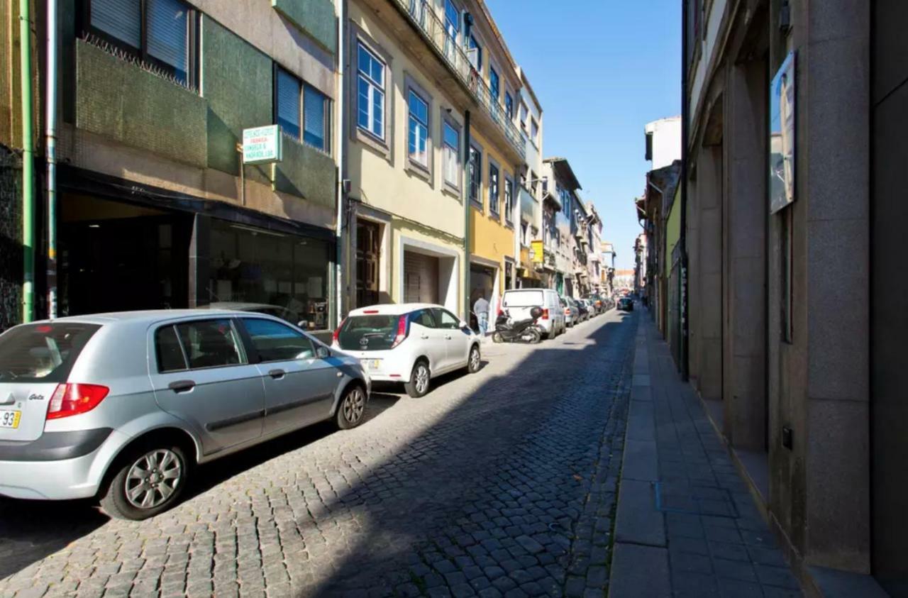 Cozy Sunny Flats By Hostwise Apartment Porto Bagian luar foto