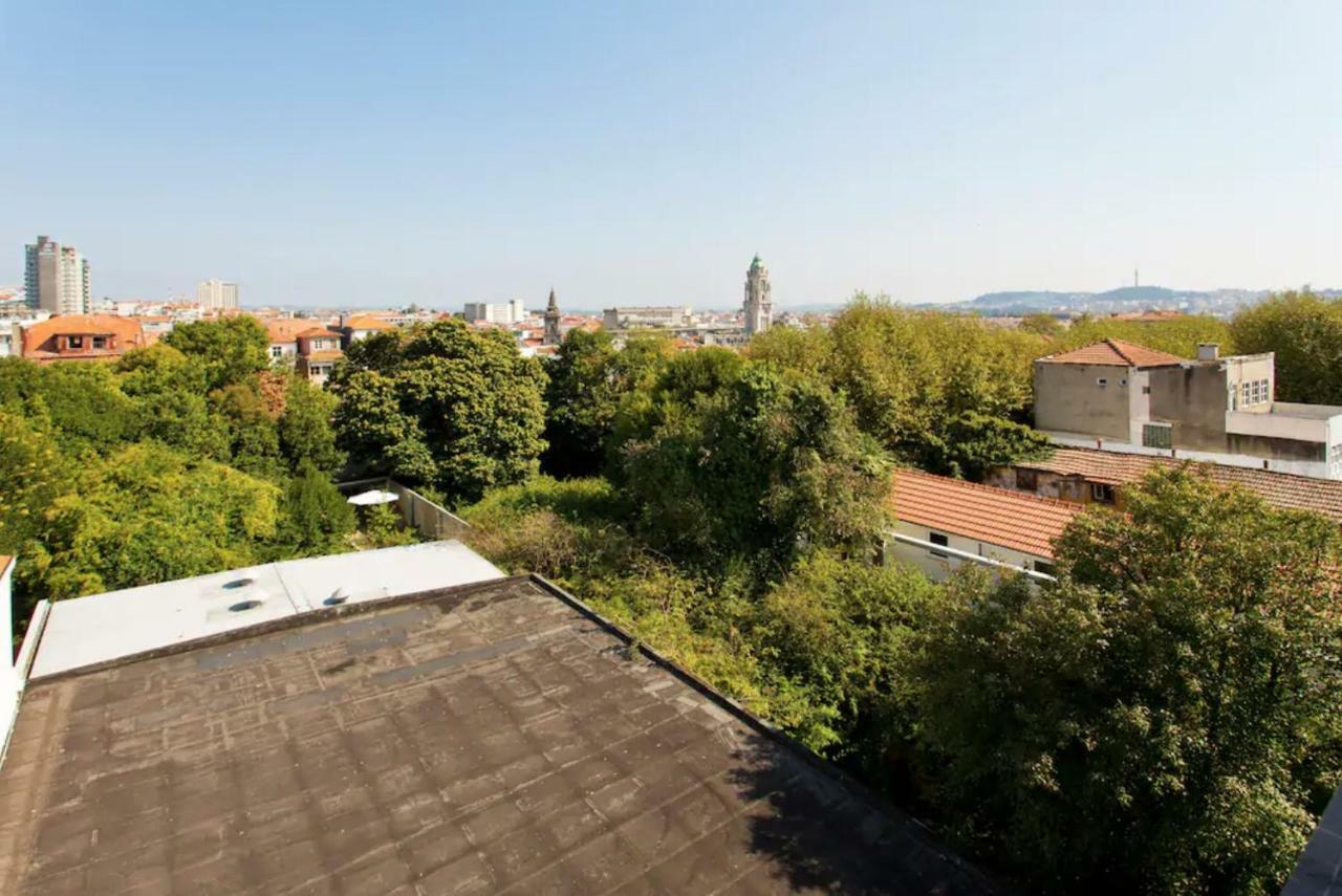 Cozy Sunny Flats By Hostwise Apartment Porto Bagian luar foto