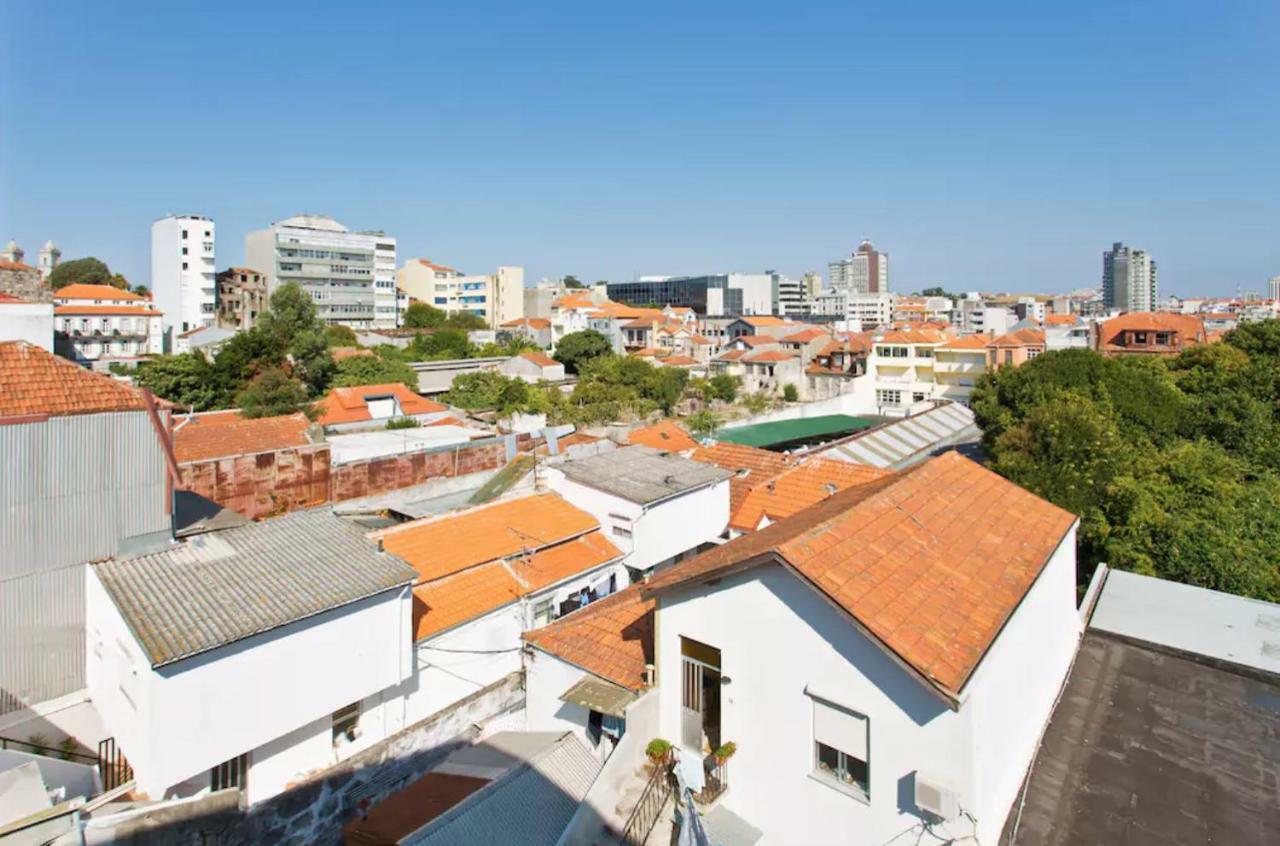 Cozy Sunny Flats By Hostwise Apartment Porto Bagian luar foto