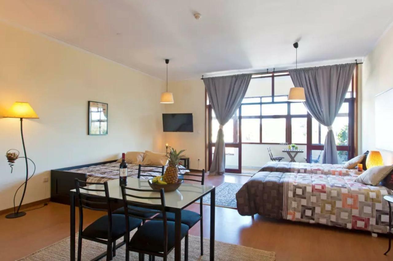 Cozy Sunny Flats By Hostwise Apartment Porto Bagian luar foto