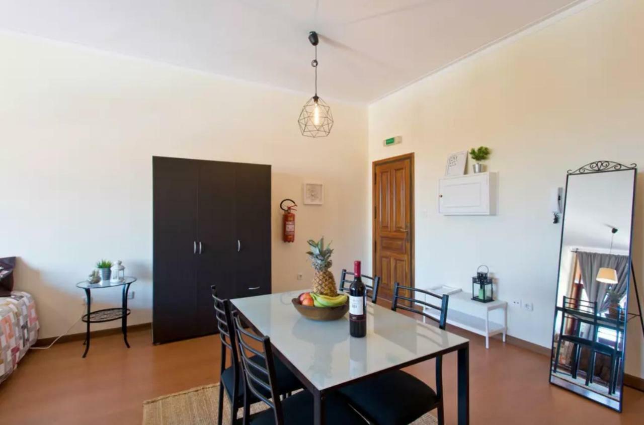 Cozy Sunny Flats By Hostwise Apartment Porto Bagian luar foto