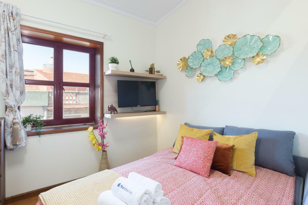 Cozy Sunny Flats By Hostwise Apartment Porto Bagian luar foto